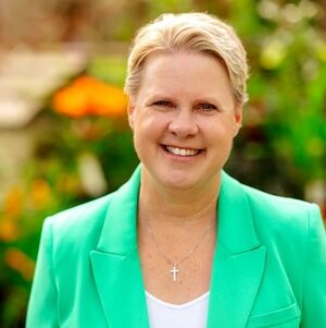 Meet your Posher, Teresa